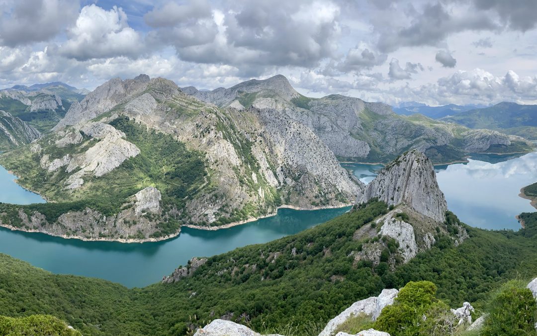 Los Fiordos Leoneses